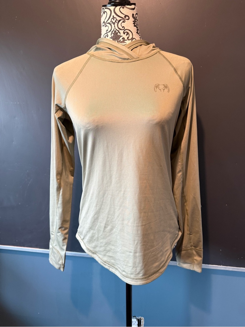 KUIU Women's Light Olive Hooded Long Sleeve Top